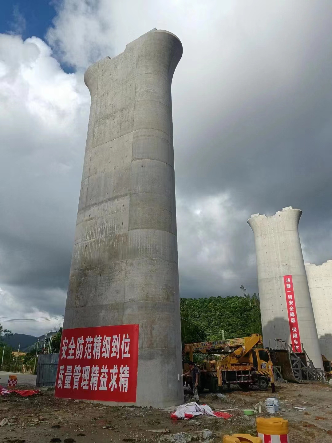 峰峰矿旧工业厂房加固改造存在的主要安全问题